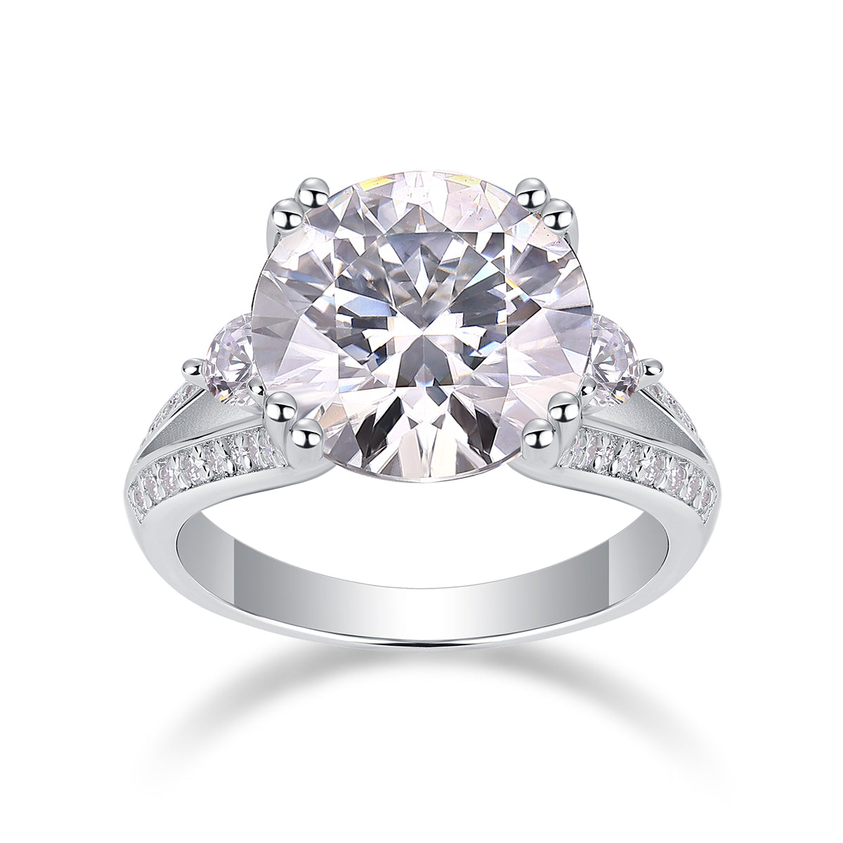 Elegant Radiance 5-Carat Moissanite Cocktail Ring