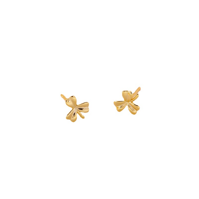 Lucky Clover Stud Earrings — Symbol of Good Fortune | 925 Sterling Silver