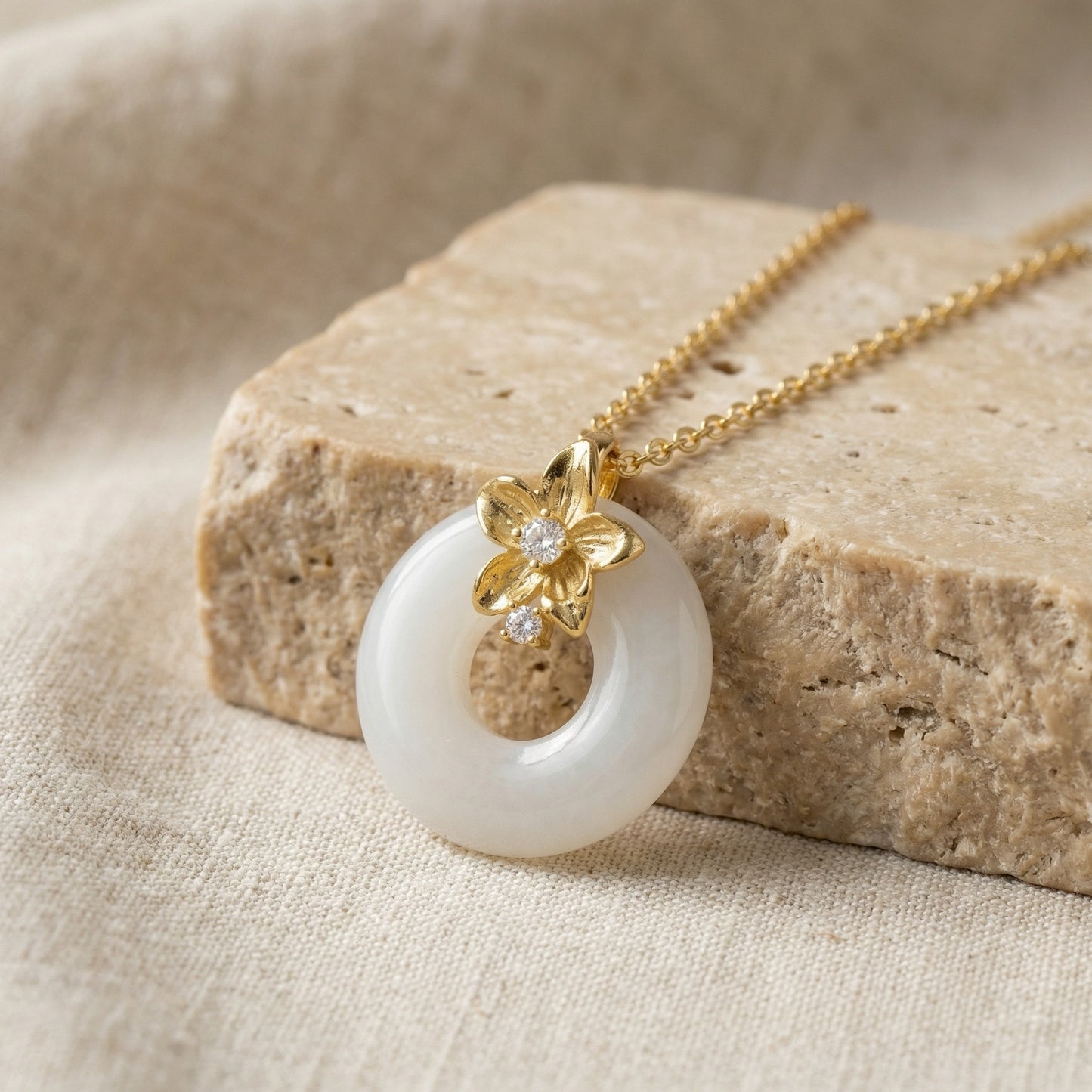 Floral Blossom Circle Pendant Necklace — White Gemstone | 925 Sterling Silver